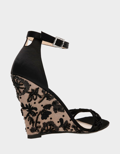 IVAN BLACK - SHOES - Betsey Johnson