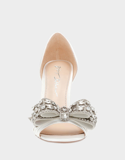 LANDN IVORY - SHOES - Betsey Johnson