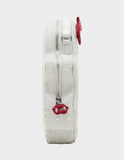 KITSCH BOOTIFUL CROSSBODY WHITE - HANDBAGS - Betsey Johnson