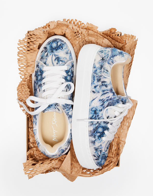 SIDNY BLUE/WHITE - SHOES - Betsey Johnson