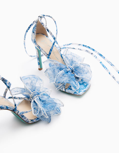 MAY BLUE FLORAL - SHOES - Betsey Johnson