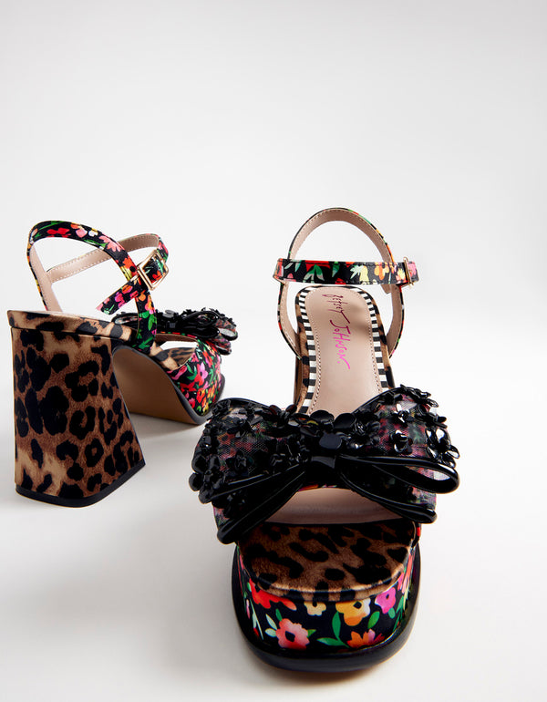 LILIE BLACK DITSY FLORAL - SHOES - Betsey Johnson