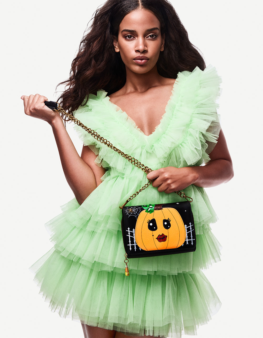 GOURDGOUS WALLET ON CHAIN BLACK MULTI - HANDBAGS - Betsey Johnson