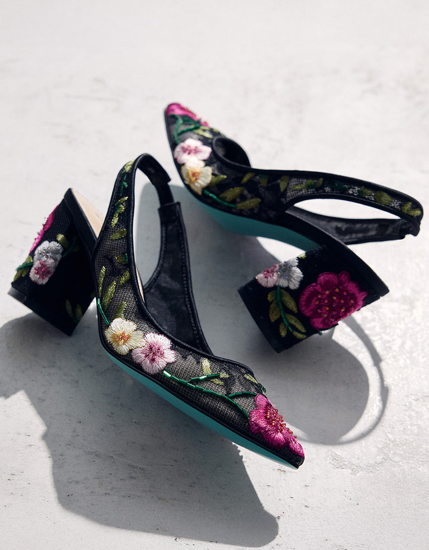 LIRA BLACK MULTI FLORAL - SHOES - Betsey Johnson