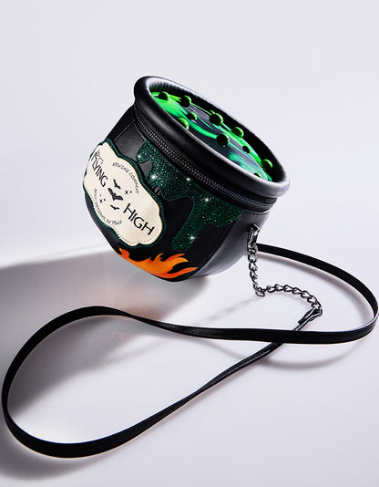 KITSCH FEELIN POPULAR BLACK - HANDBAGS - Betsey Johnson