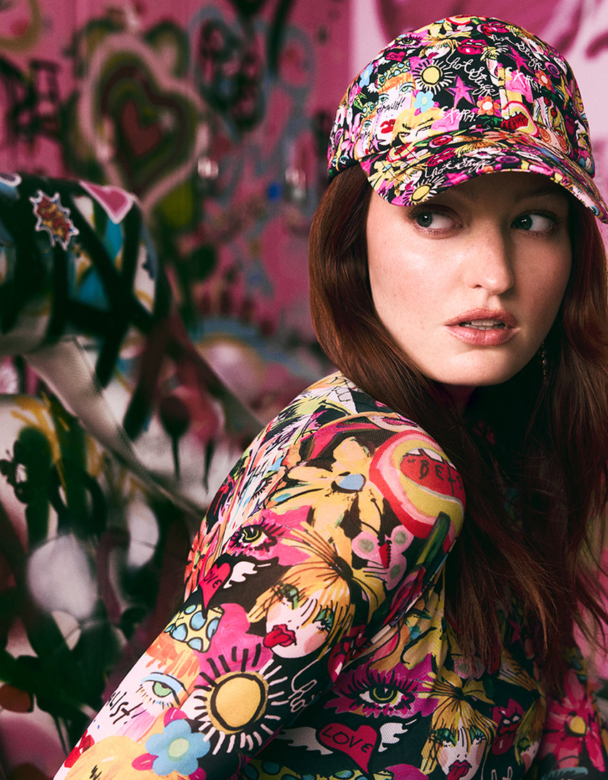 PRINTED BASEBALL HAT WITH BOW TIE BLACK MULTI - ACCESSORIES - Betsey Johnson
