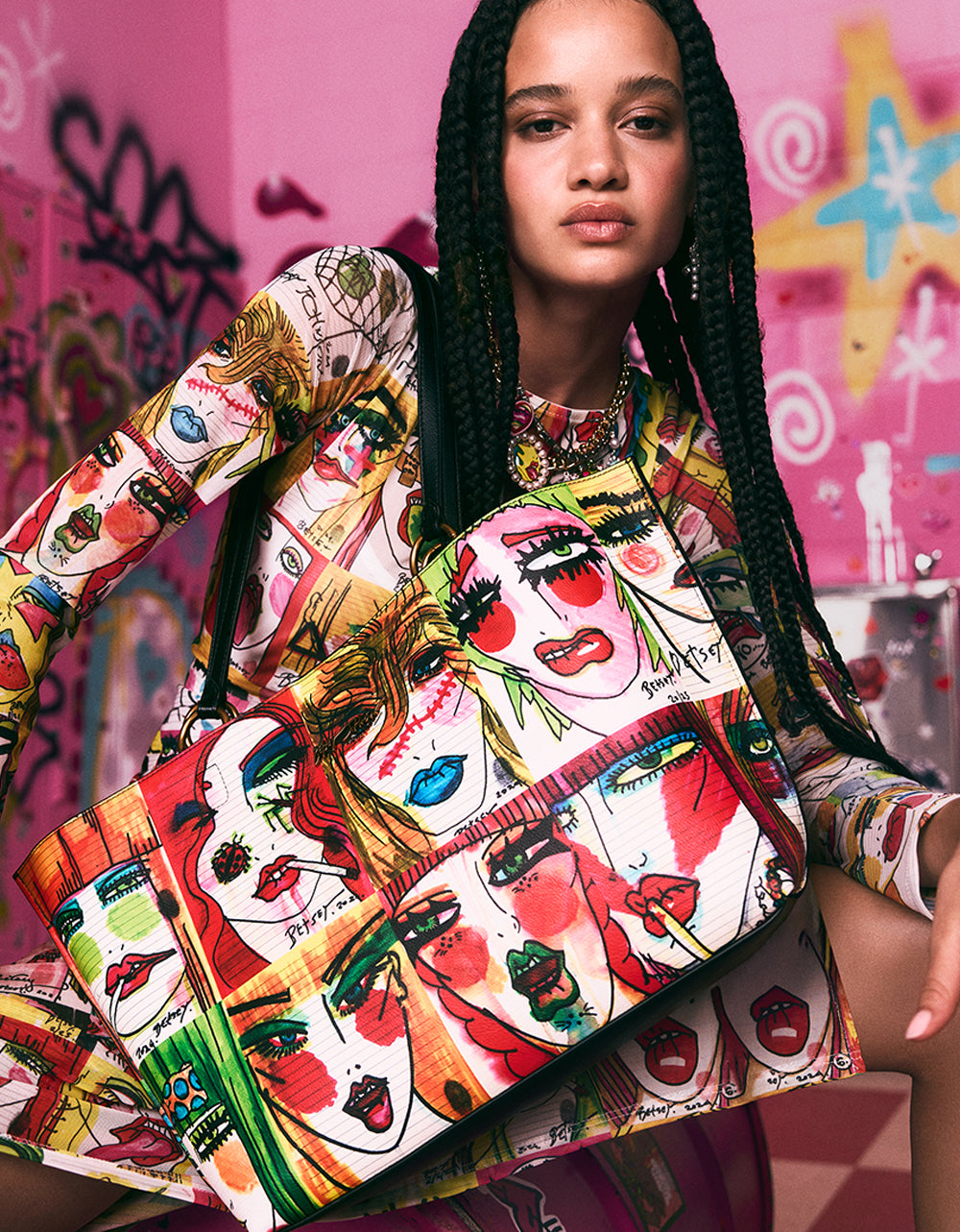 FACES TOTE MULTI - HANDBAGS - Betsey Johnson