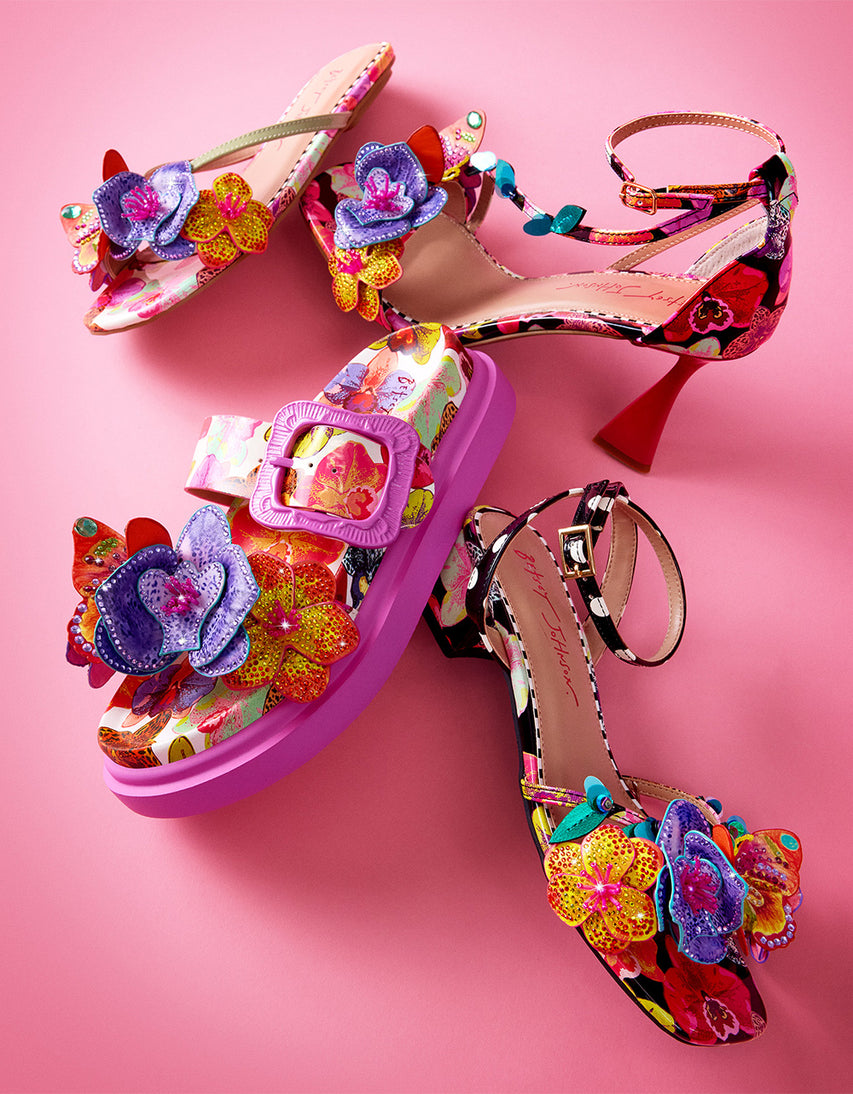 NICOLLE WHITE MULTI - SHOES - Betsey Johnson