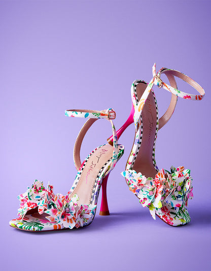 HILLEY NATURAL FLORAL MULTI - SHOES - Betsey Johnson