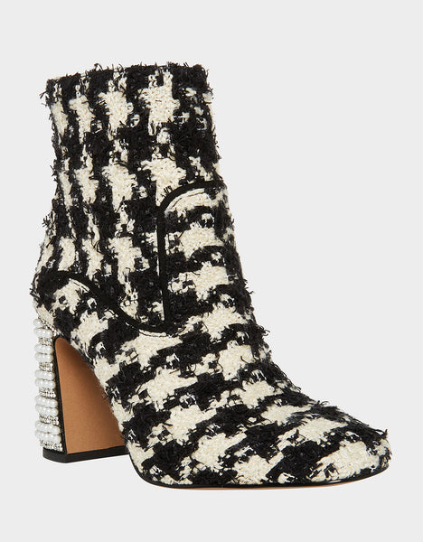 BLANCHE BLACK/WHITE - SHOES - Betsey Johnson