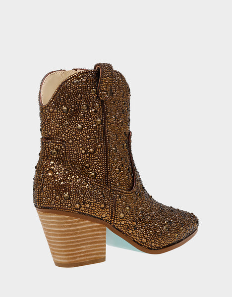DIVA BROWN - SHOES - Betsey Johnson